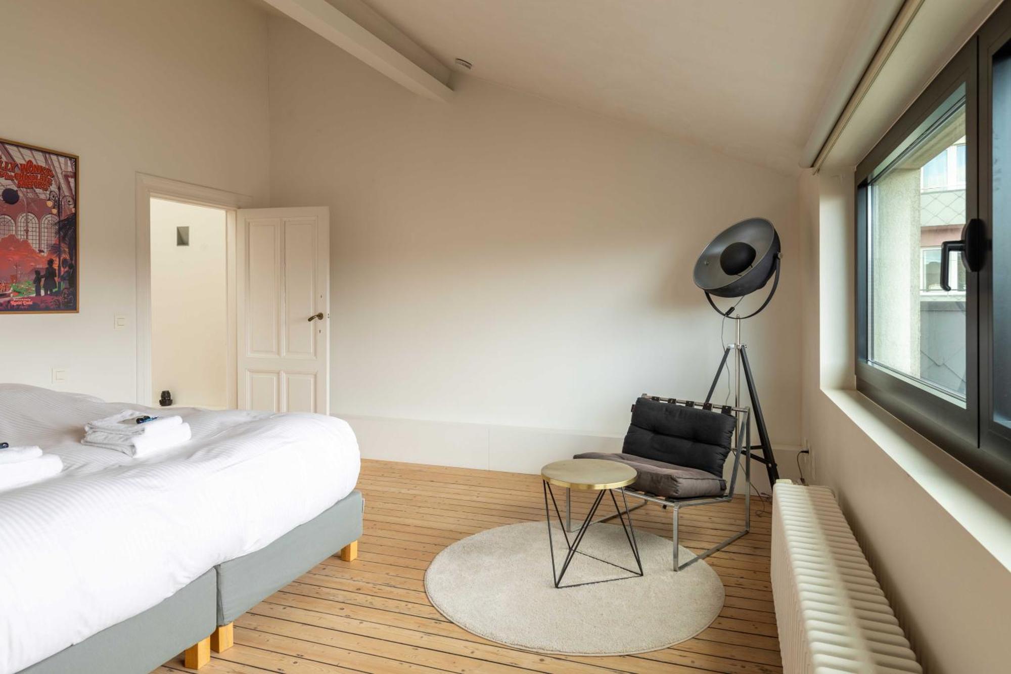 Spacious Belle Epoque House With Free Parking * Oostende
